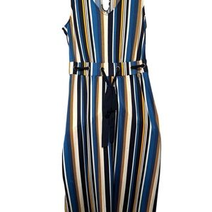 Wrapper Black and White Sleeveless V-neck Sundress